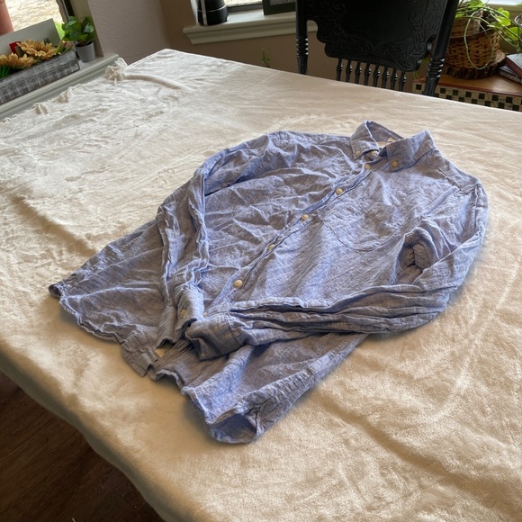 Mens H&M Button Down Shirt. Size Small. - Picture 3 of 3